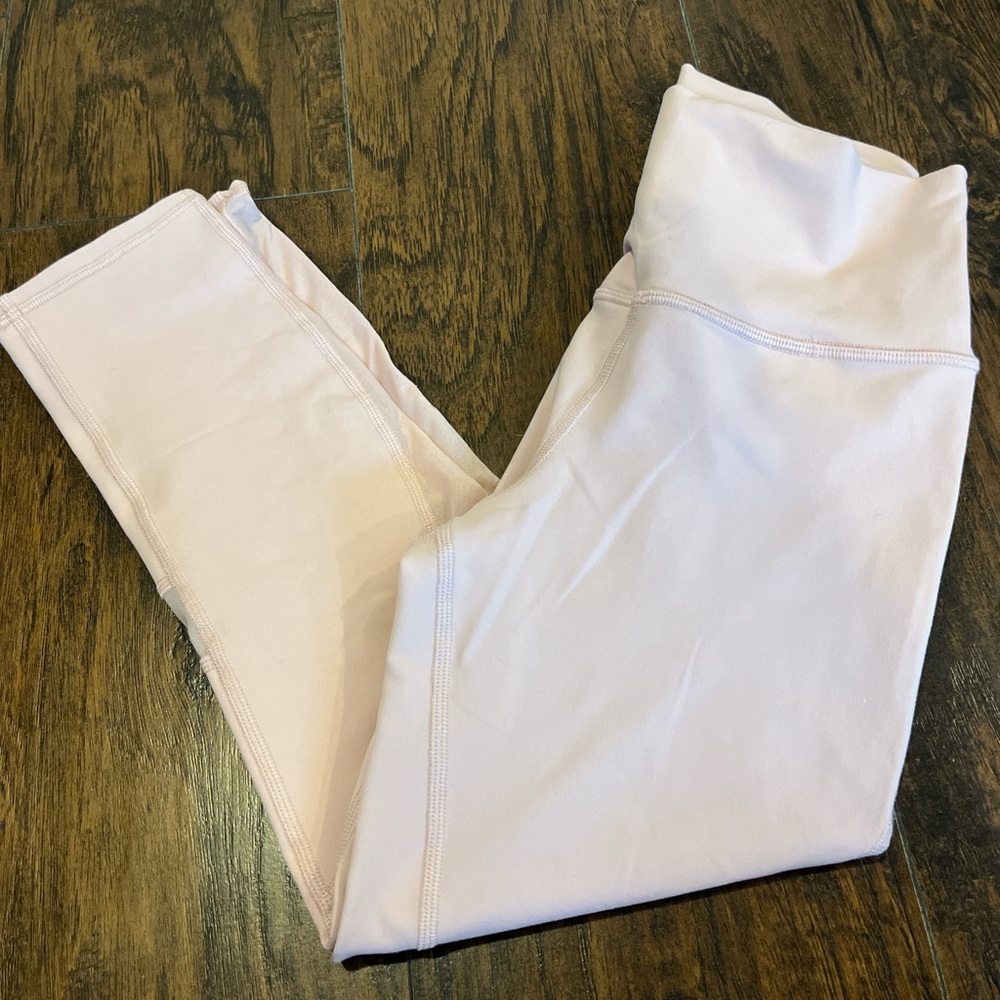 ALO Light Pink Mesh Side Capri Leggings